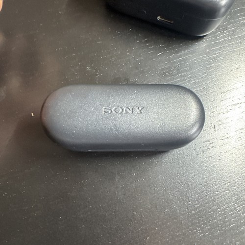Charging case only sony - case,